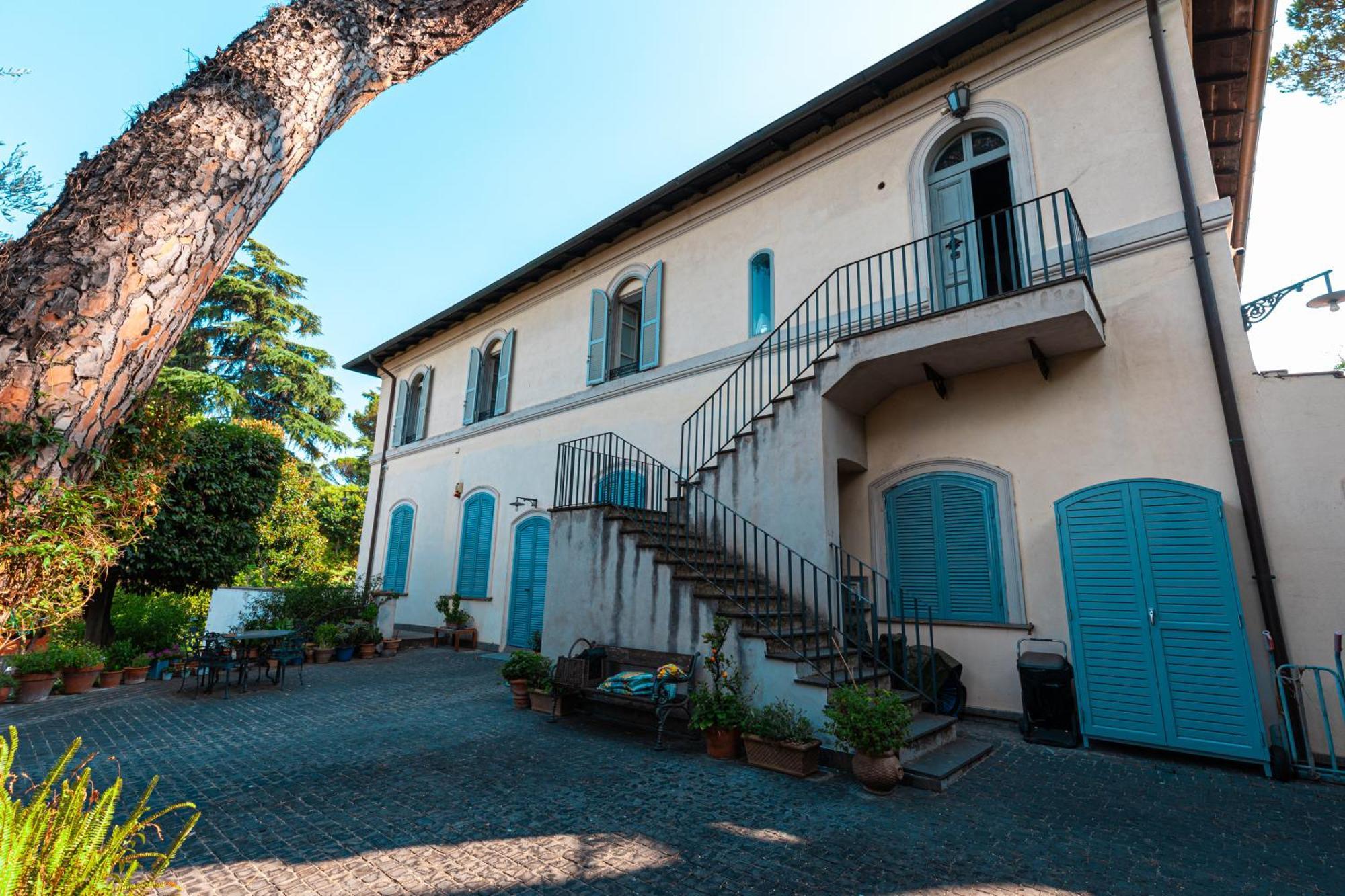 Dehon Appartamento Roma
