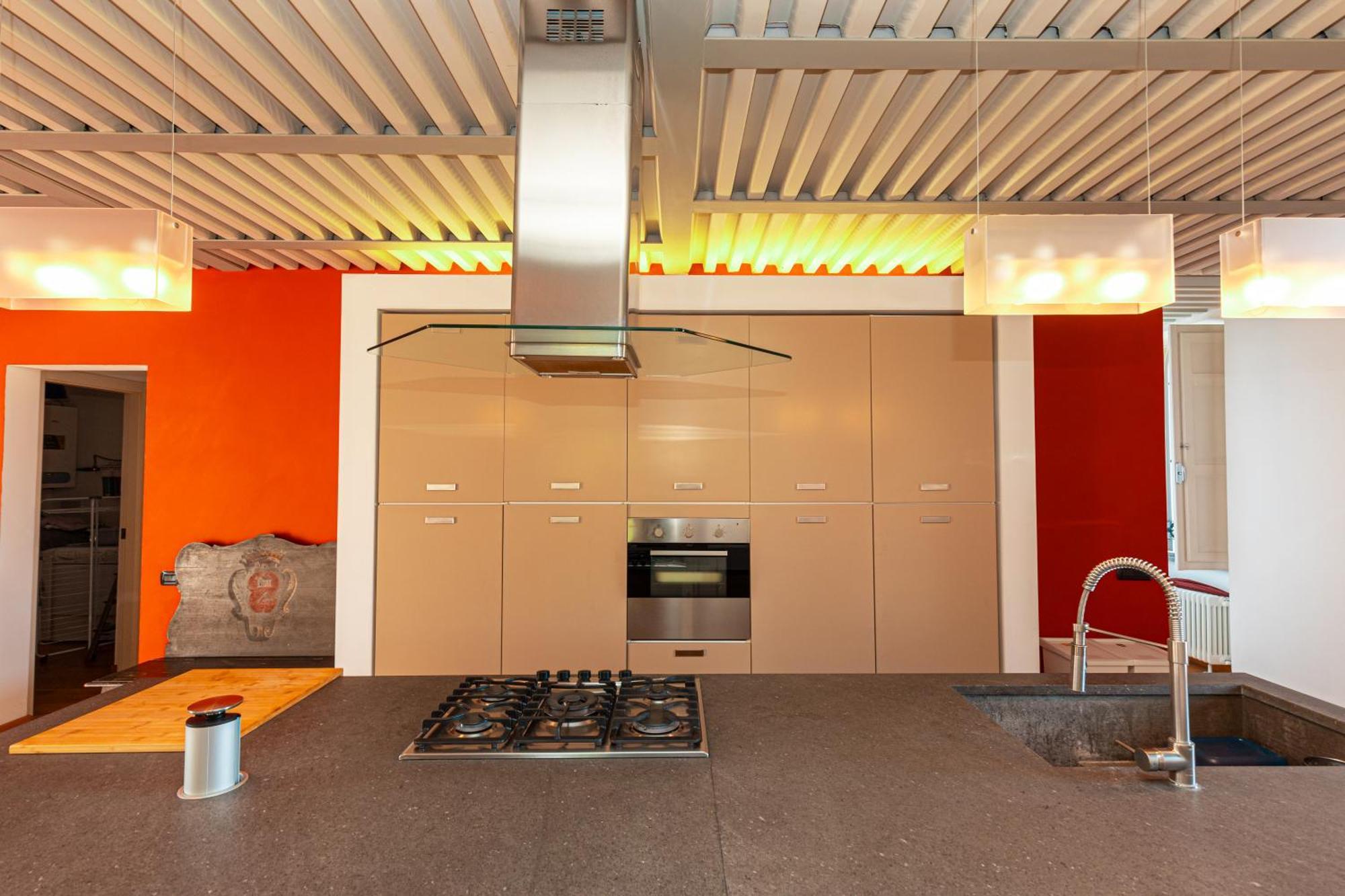 Dehon Apartment *